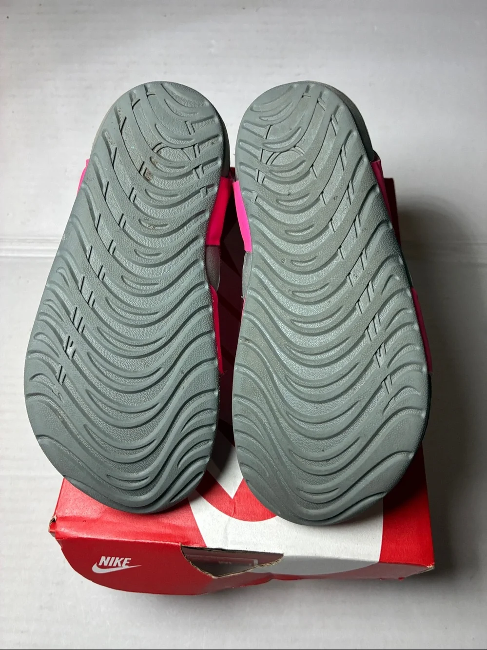 SKU 943827 605  used Nike Sunray protect 2 TD